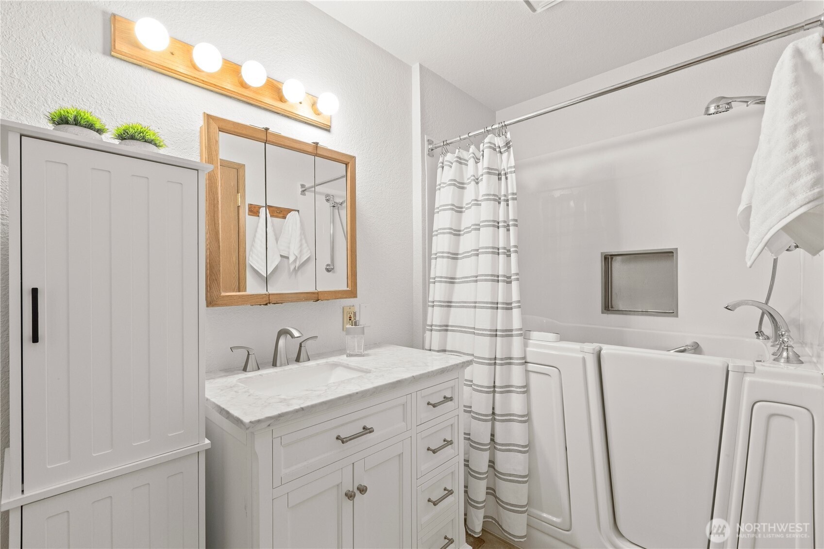 7626 Greenridge Loop SW