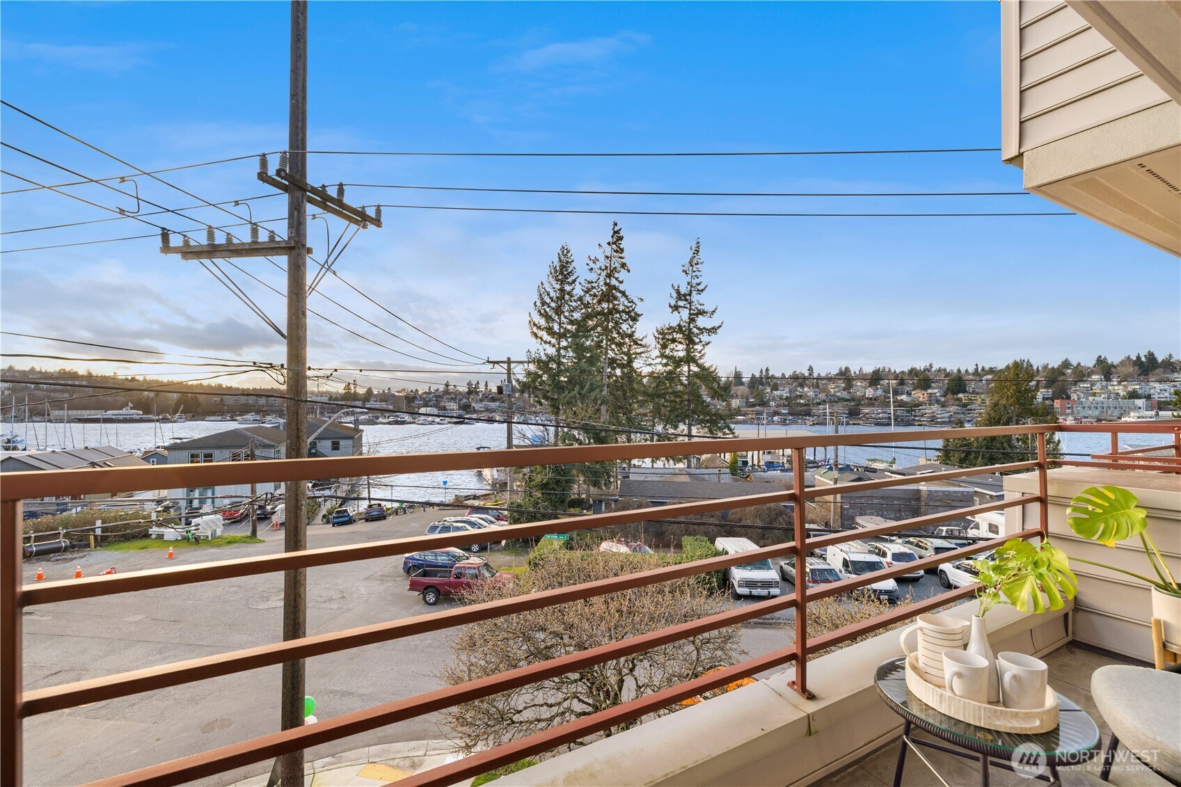 3100 Fairview Avenue E Unit: 302