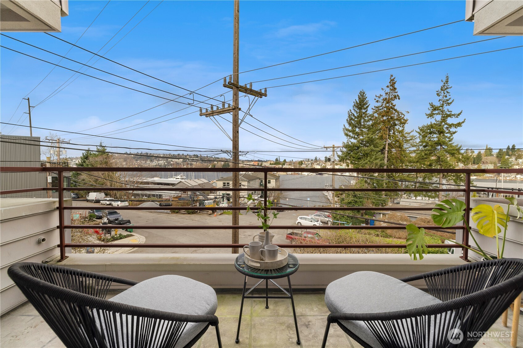 3100 Fairview Avenue E Unit: 302