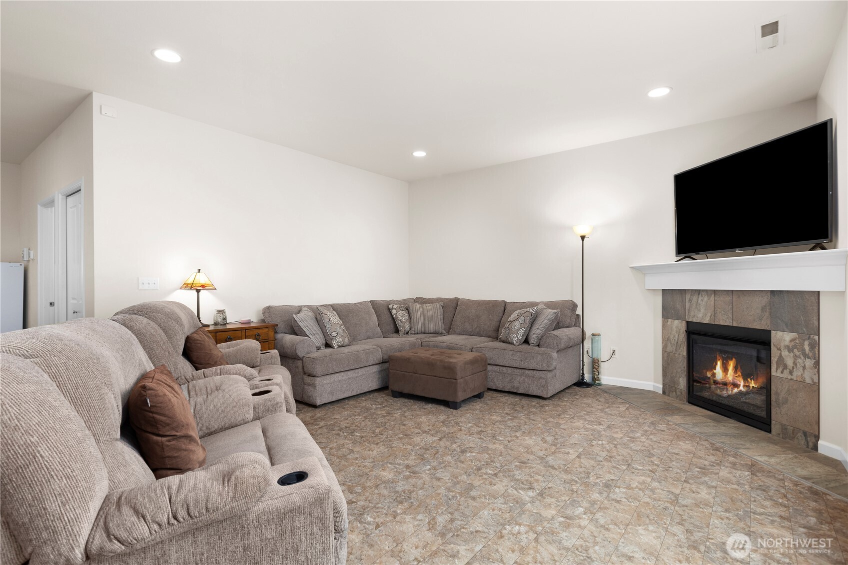 7913 152nd Street Ct E