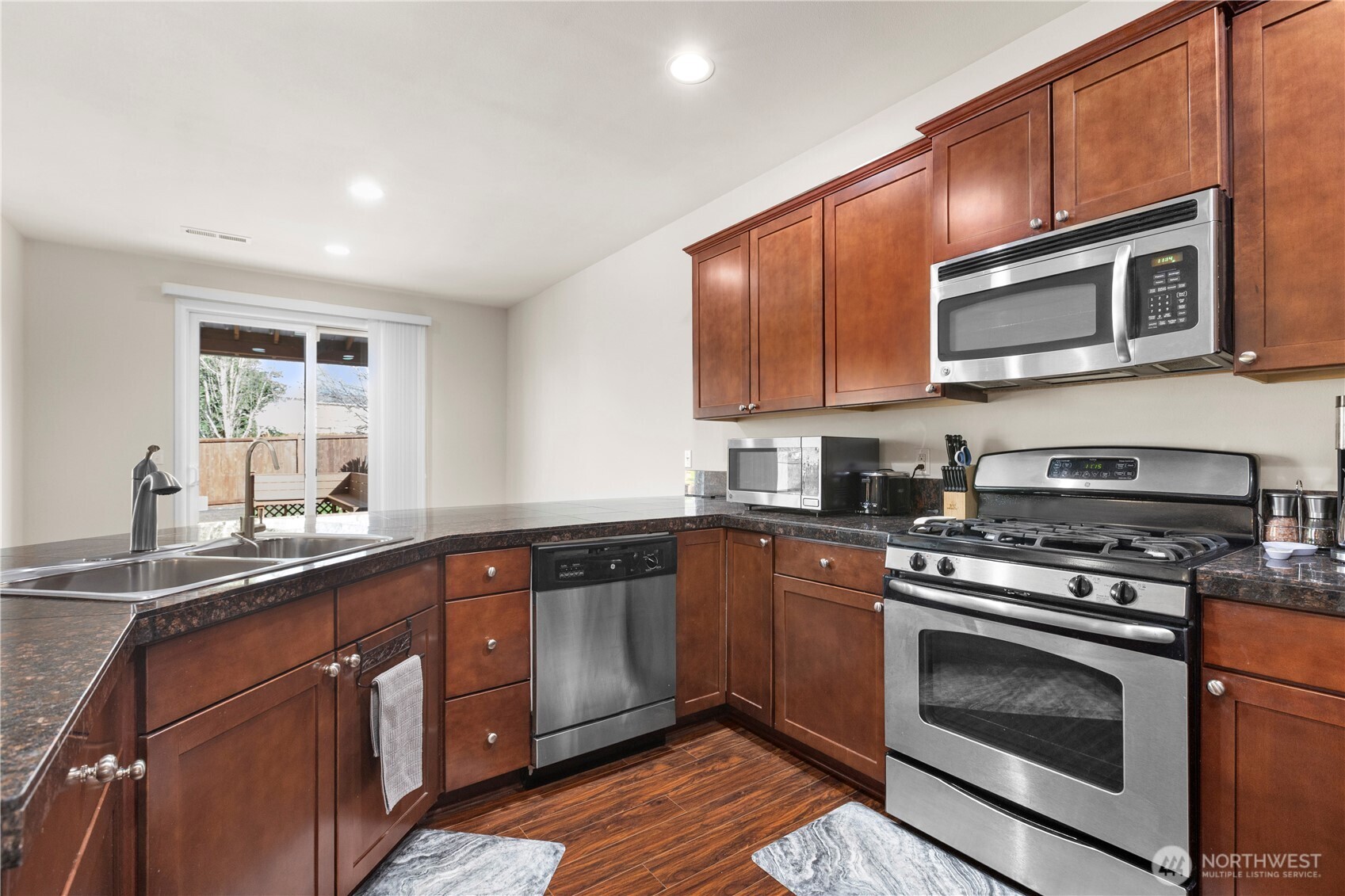 7913 152nd Street Ct E