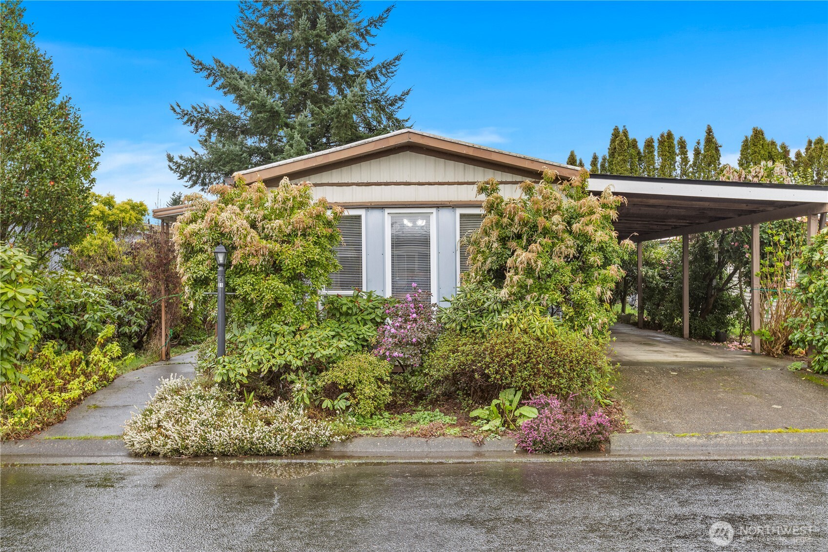 725 37th Street SE Unit: 31