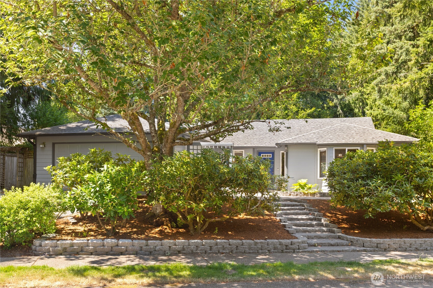 2418 Woodfield Loop SE