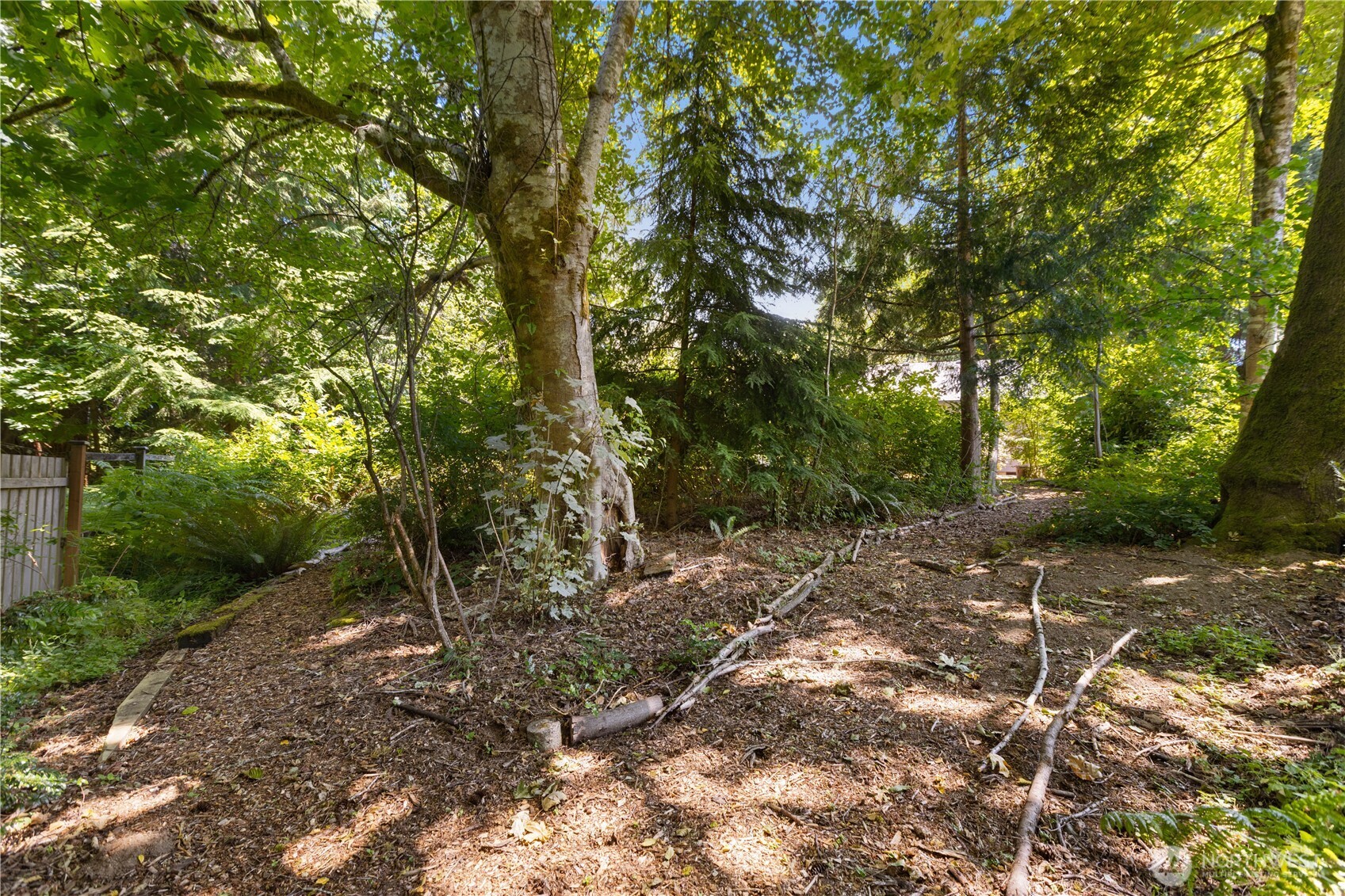 2418 Woodfield Loop SE
