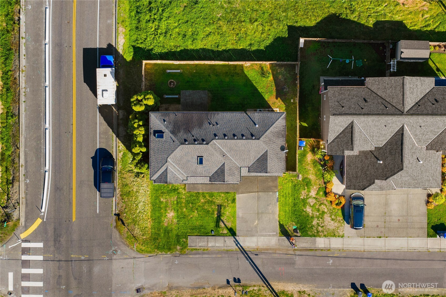 125 6th Avenue N