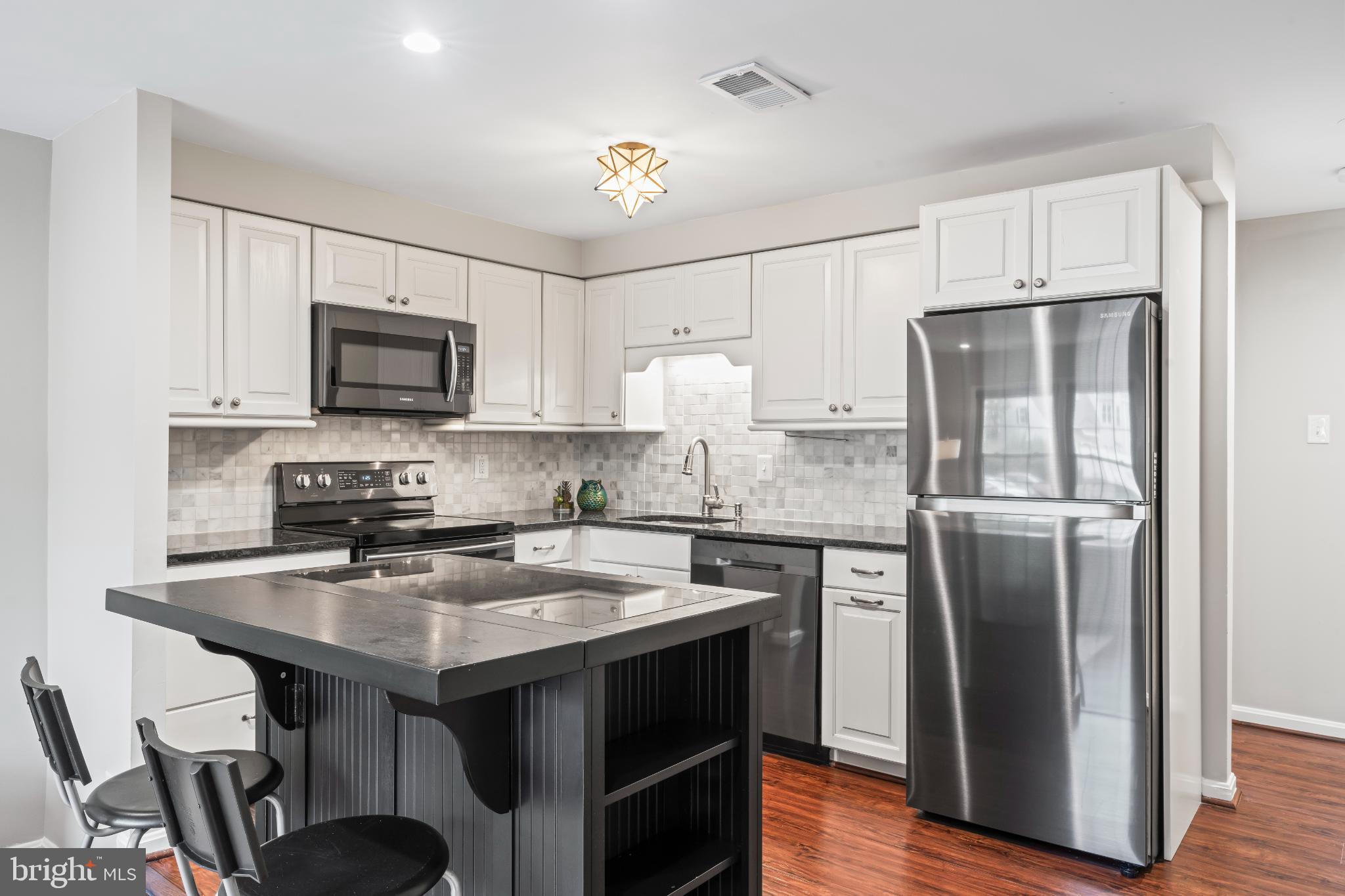 96 N BEDFORD STREET B