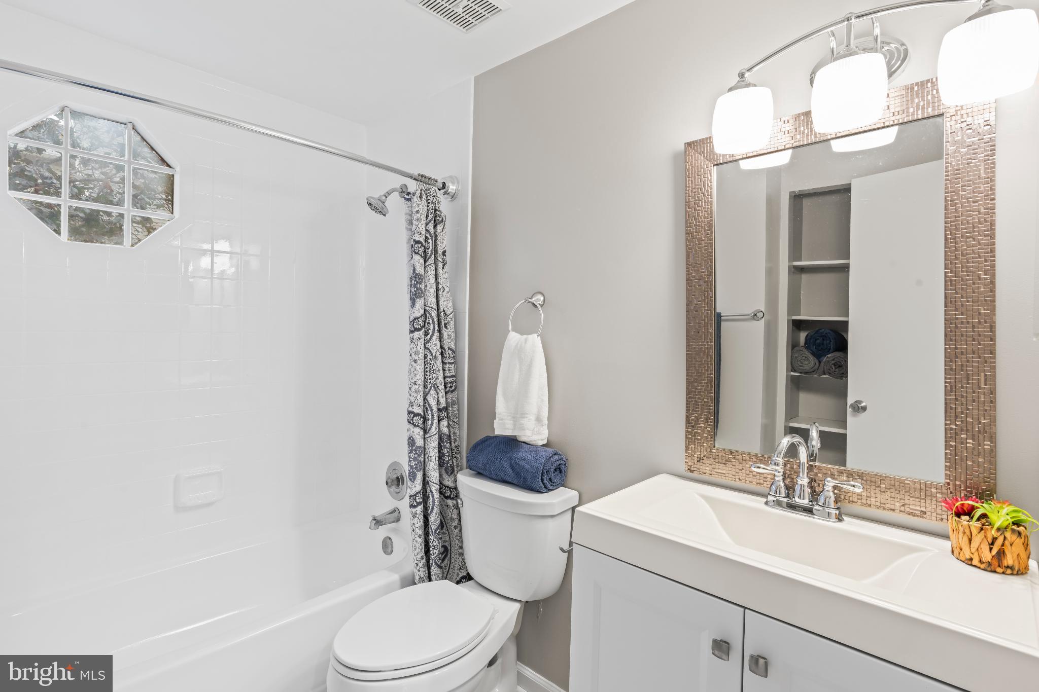 96 N BEDFORD STREET B