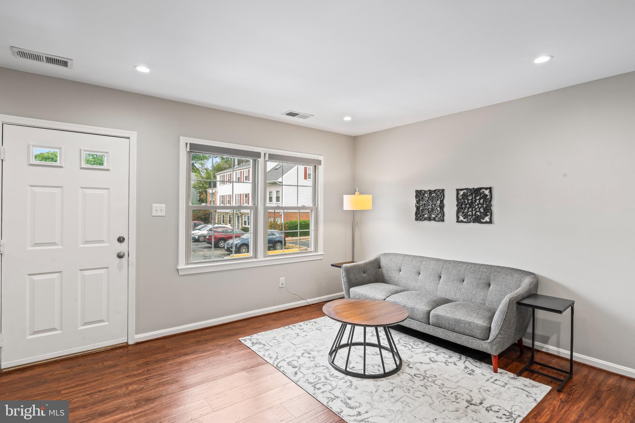 96 N BEDFORD STREET B