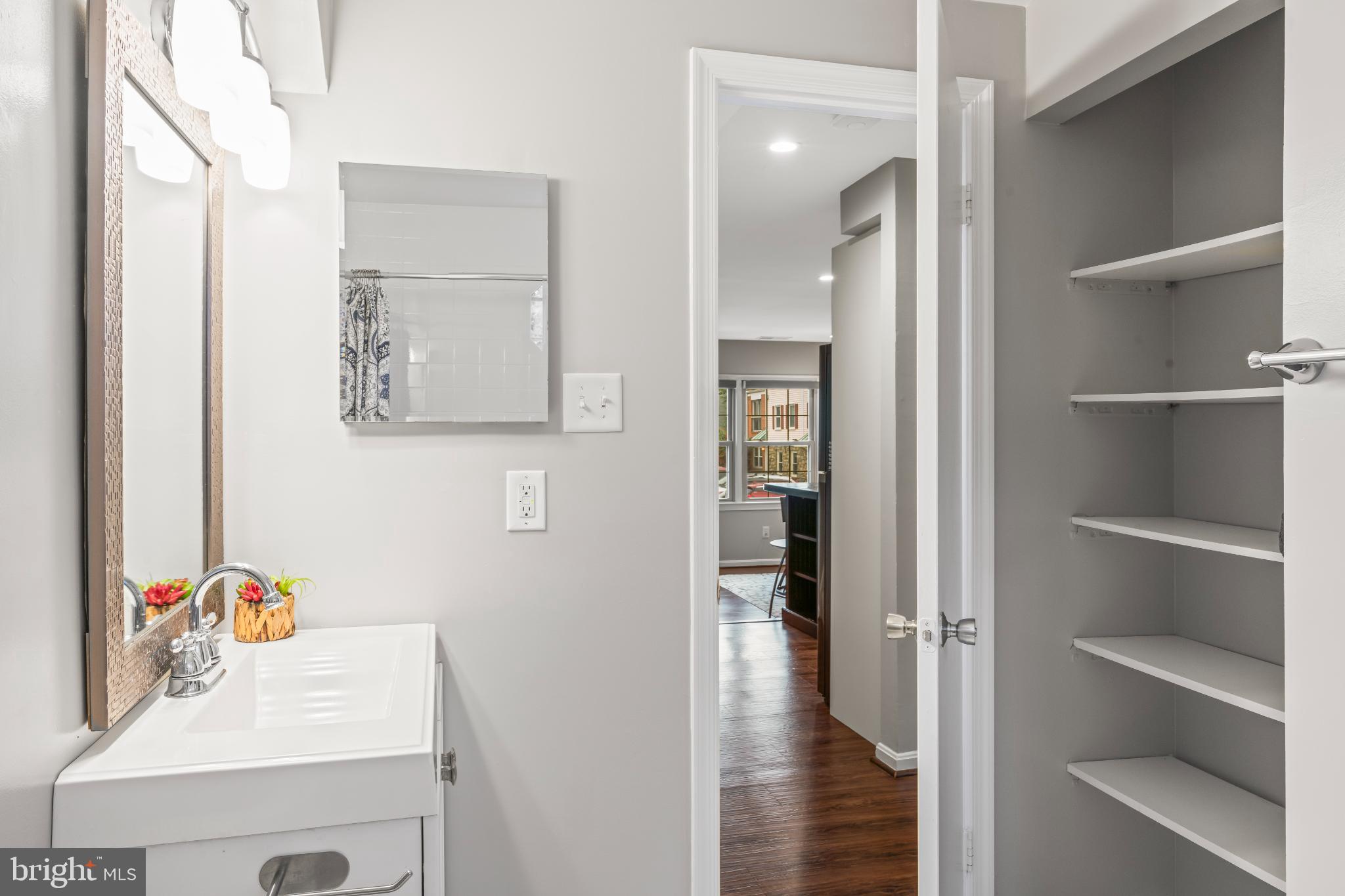 96 N BEDFORD STREET B