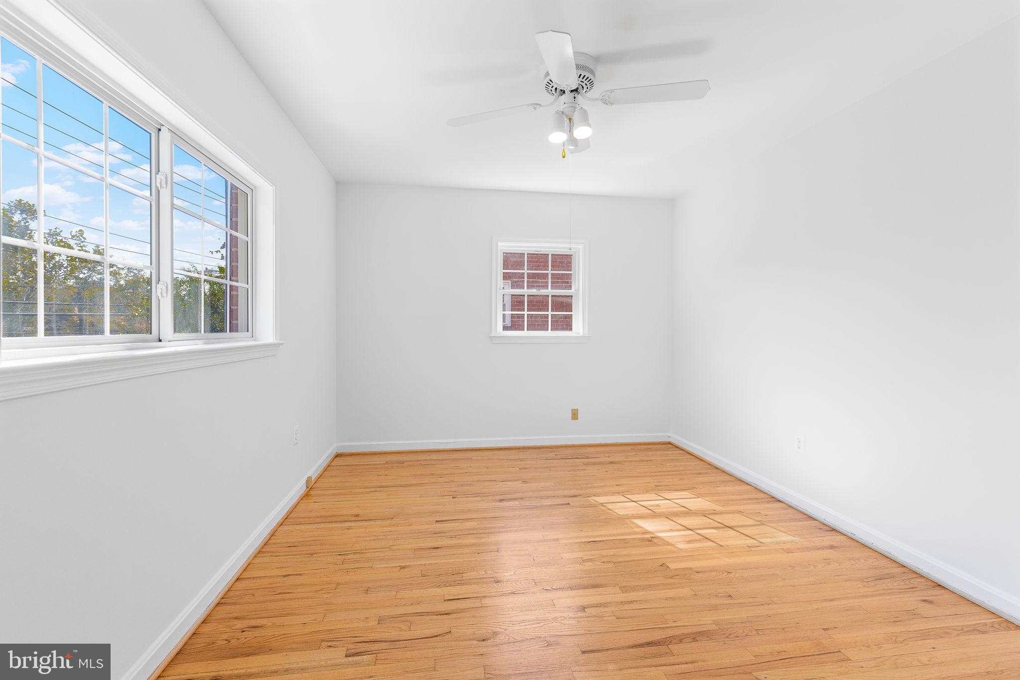 220 W TAYLOR RUN PARKWAY