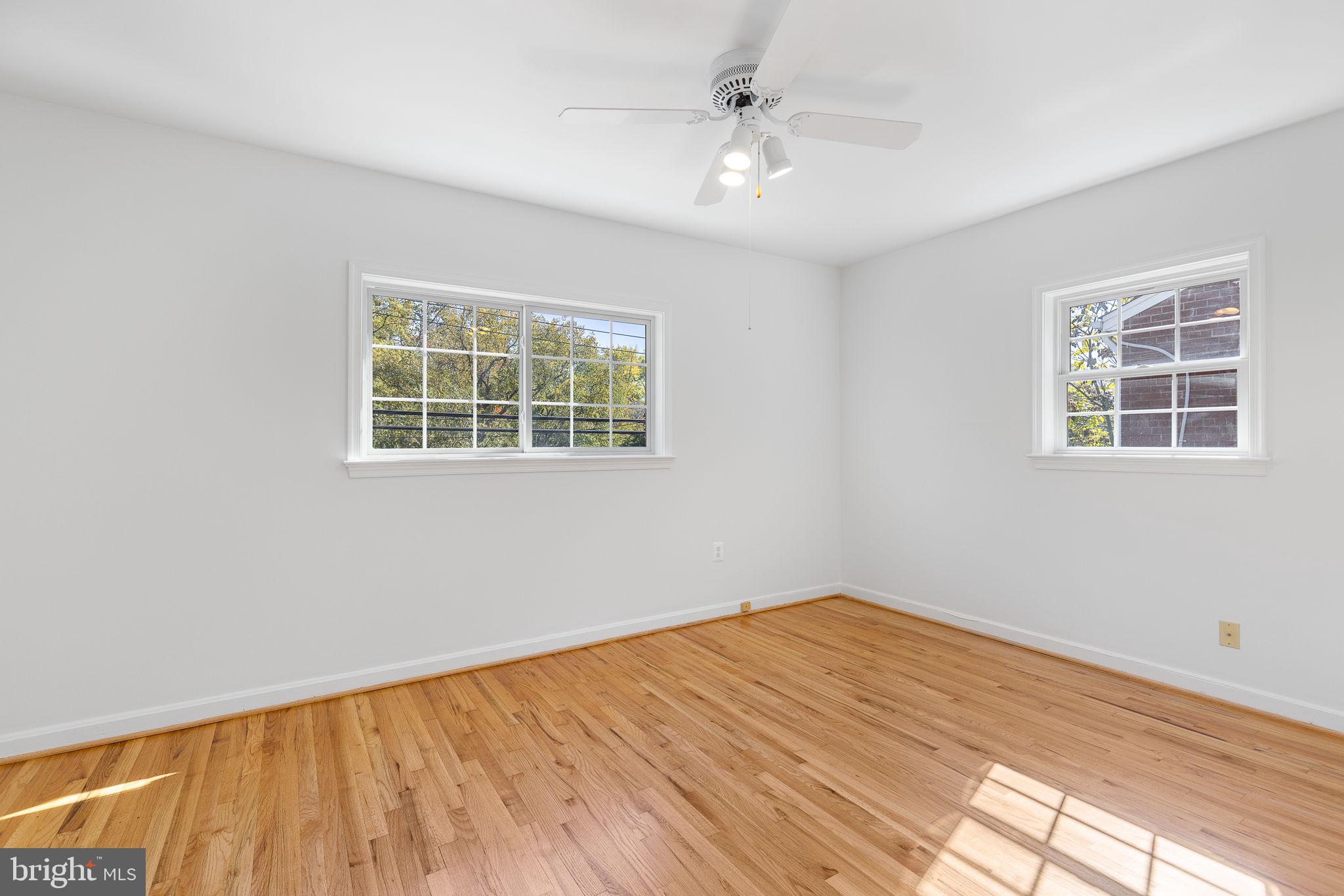 220 W TAYLOR RUN PARKWAY