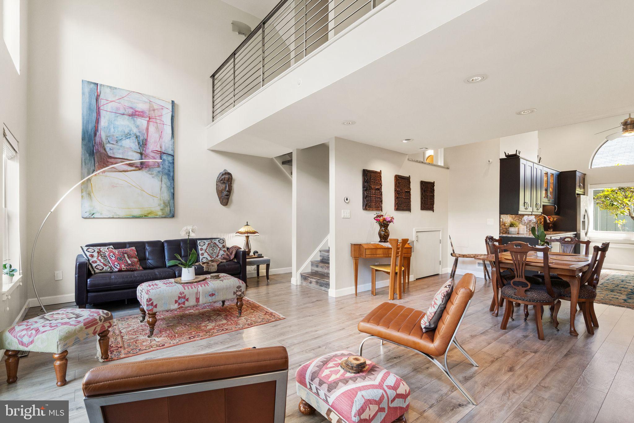 11102 Glade DRIVE
