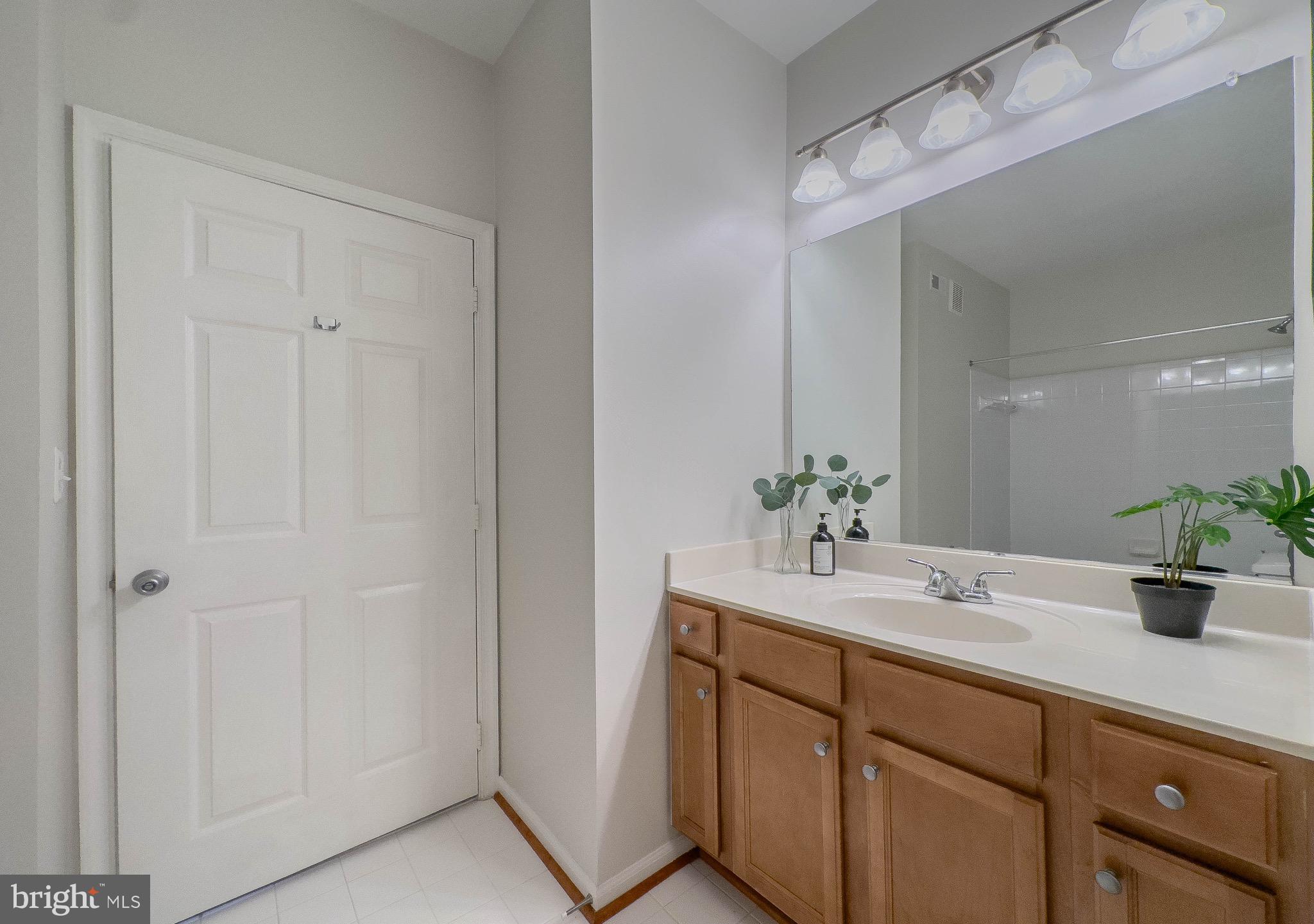 1511 N Point DRIVE Unit: 103