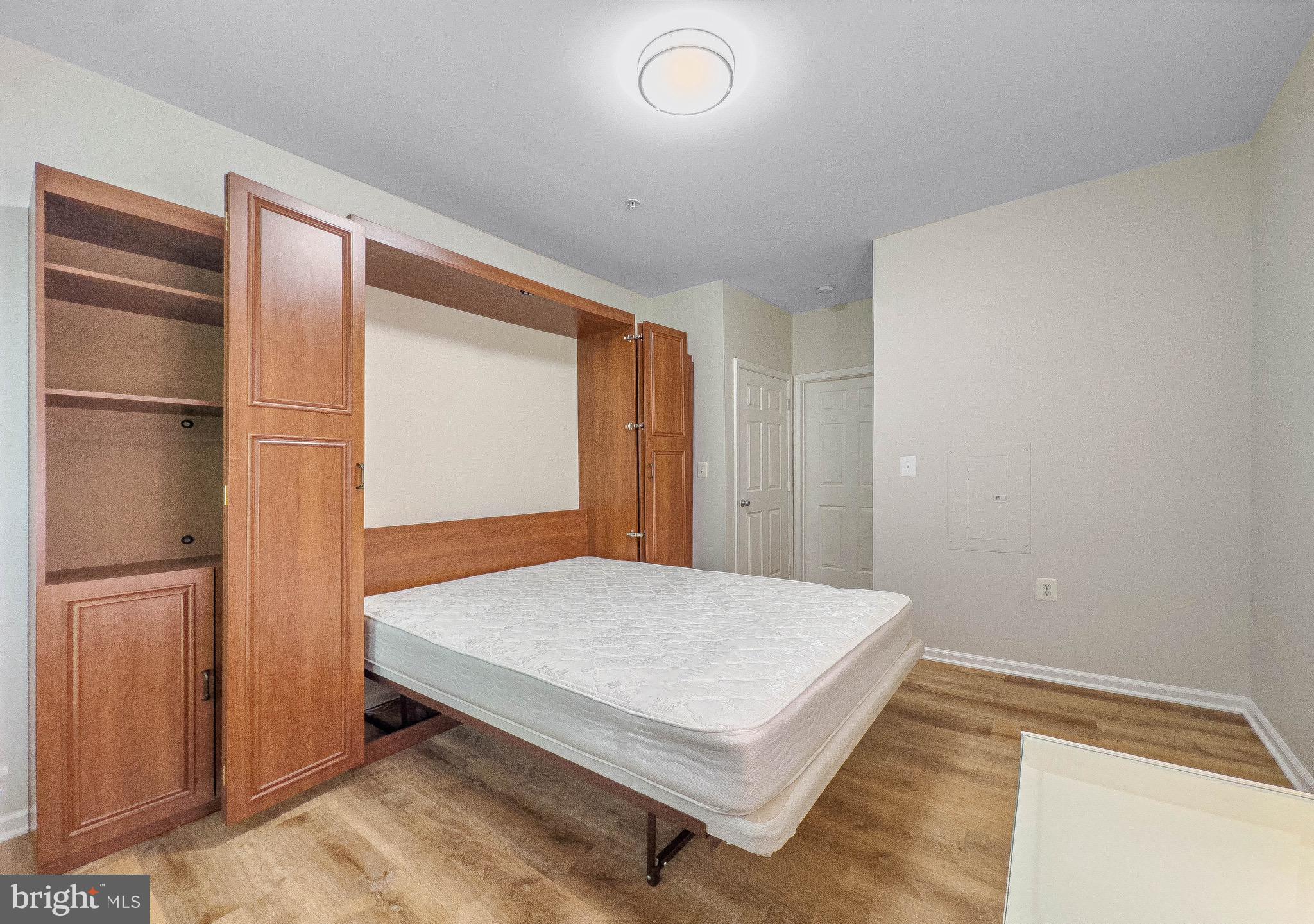 1511 N Point DRIVE Unit: 103