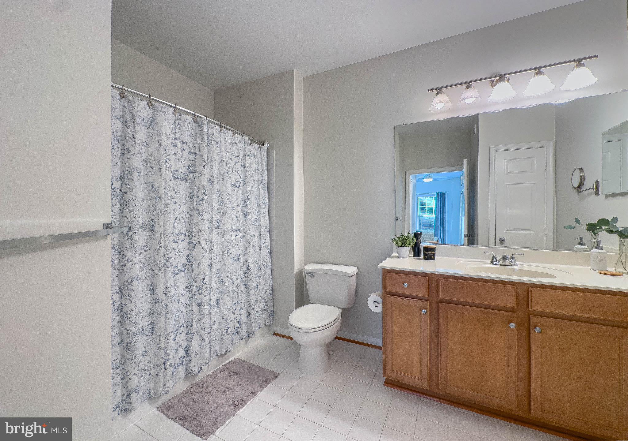 1511 N Point DRIVE Unit: 103