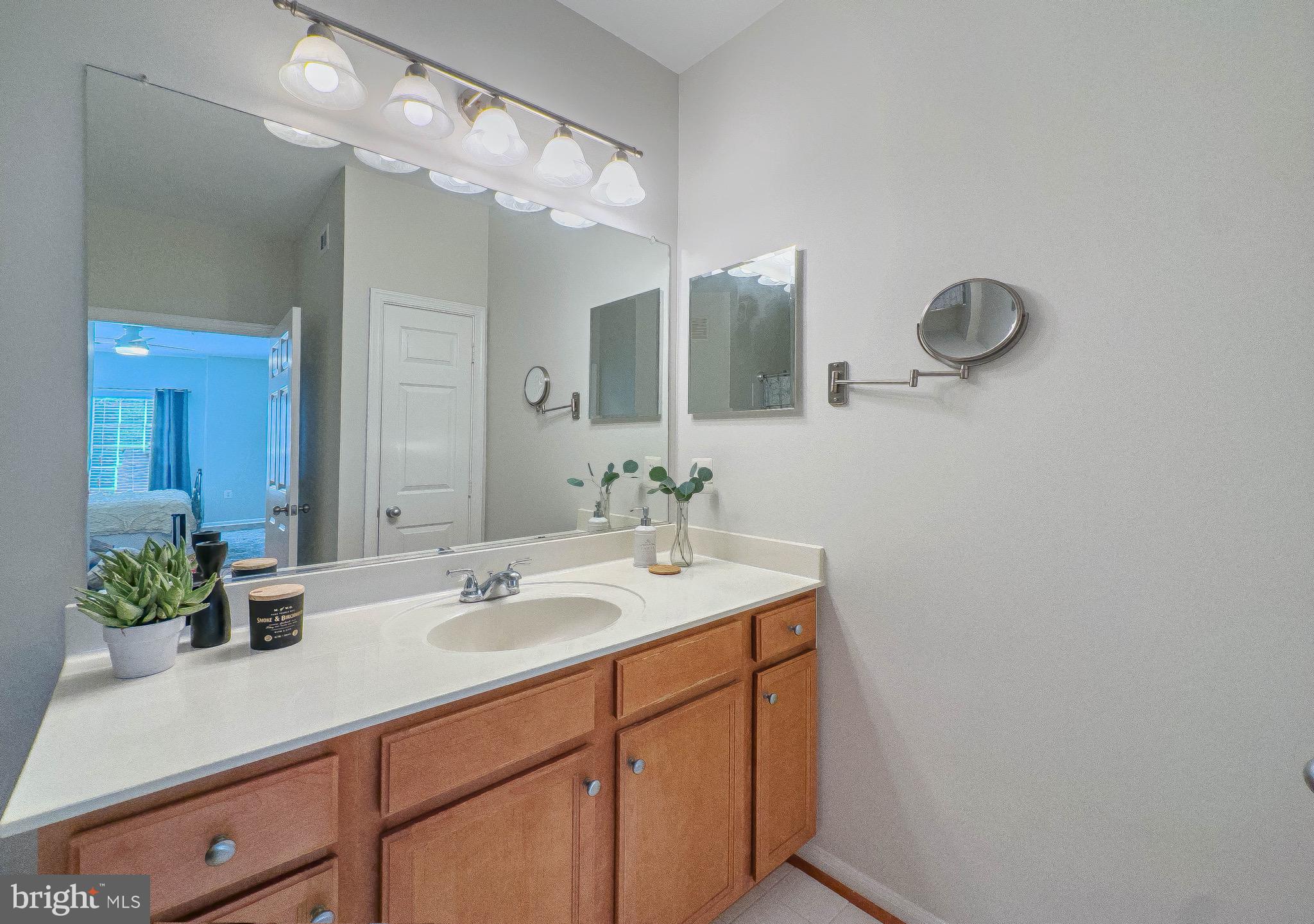 1511 N Point DRIVE Unit: 103