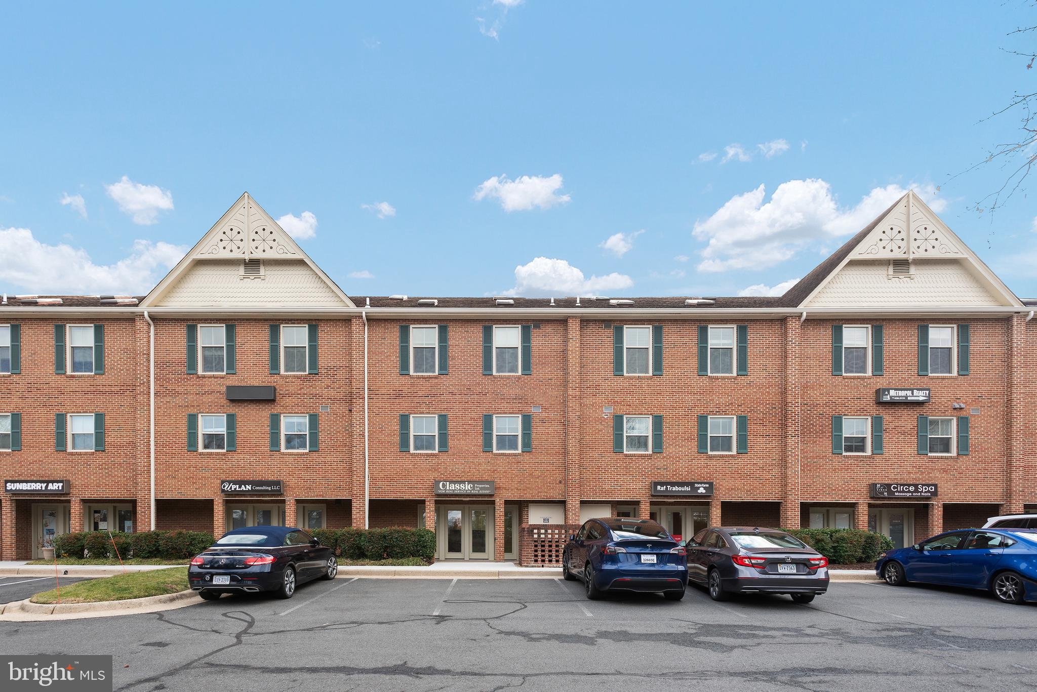 1144 Walker ROAD Unit: A