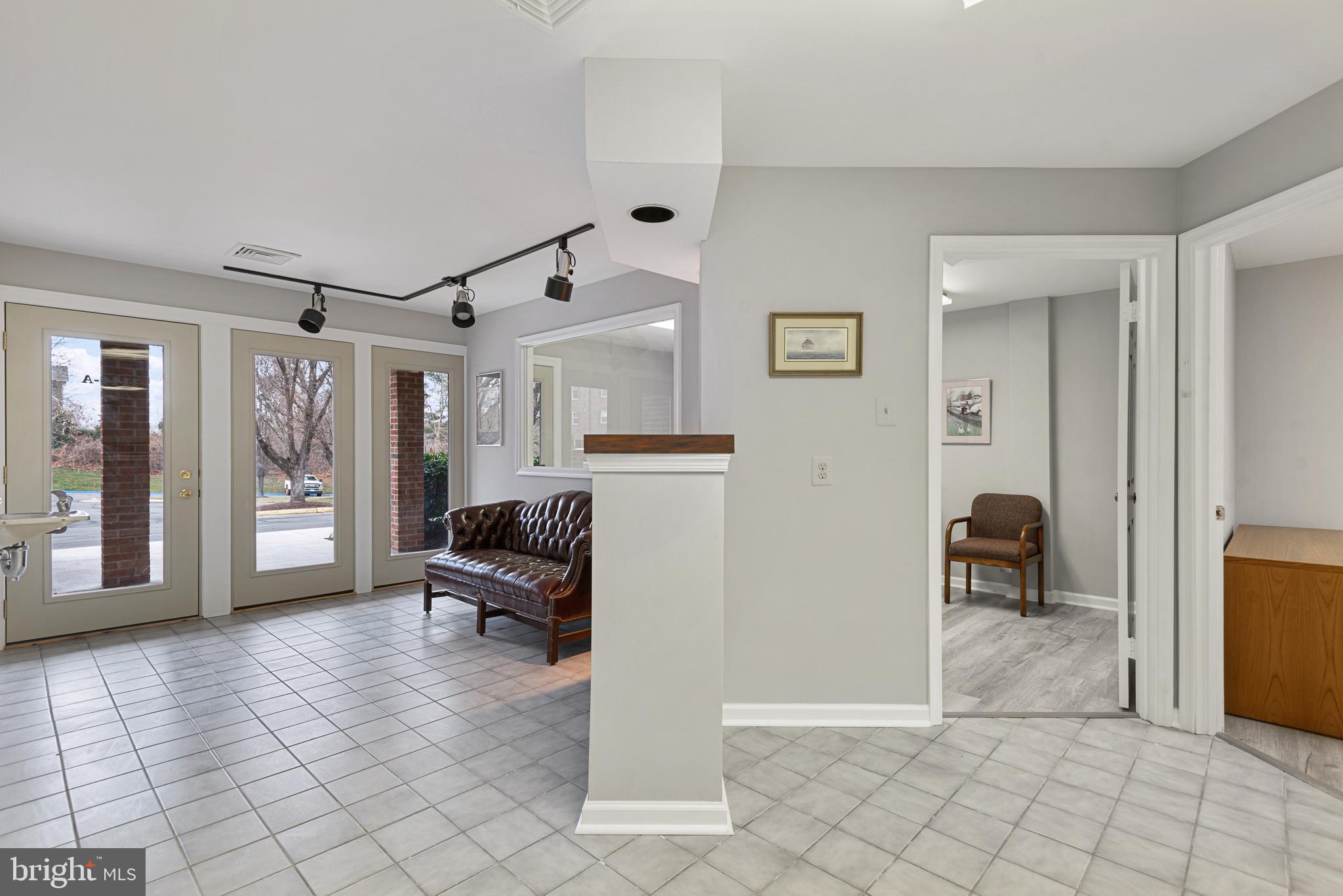 1144 Walker ROAD Unit: A