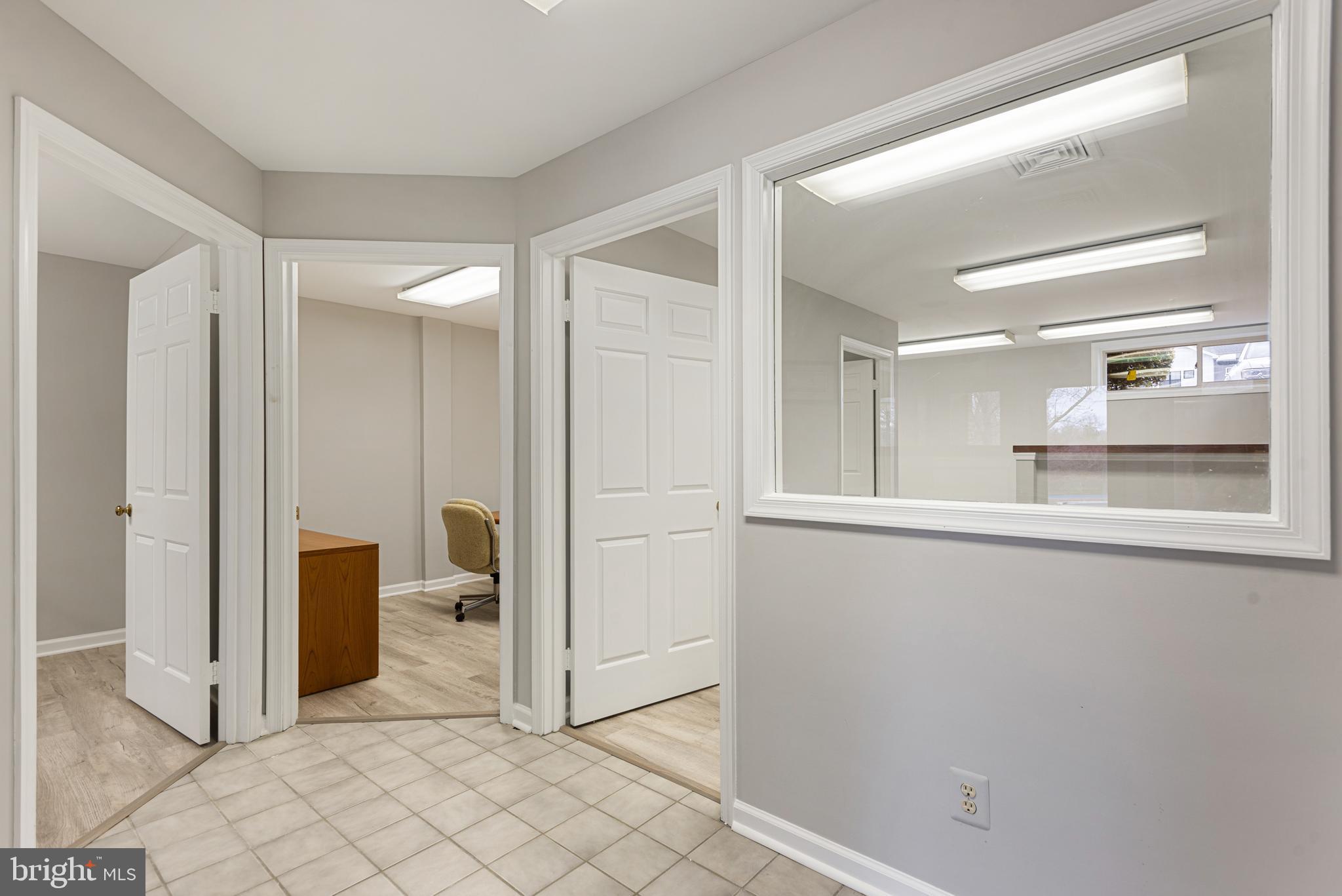 1144 Walker ROAD Unit: A