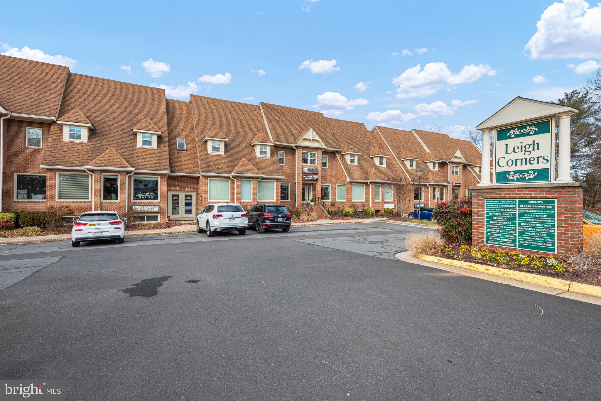 1144 Walker ROAD Unit: A