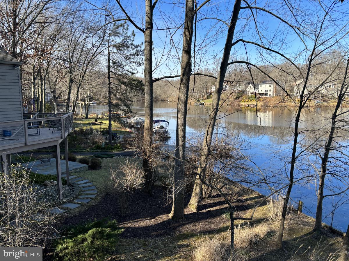 2259 Compass Point Lane