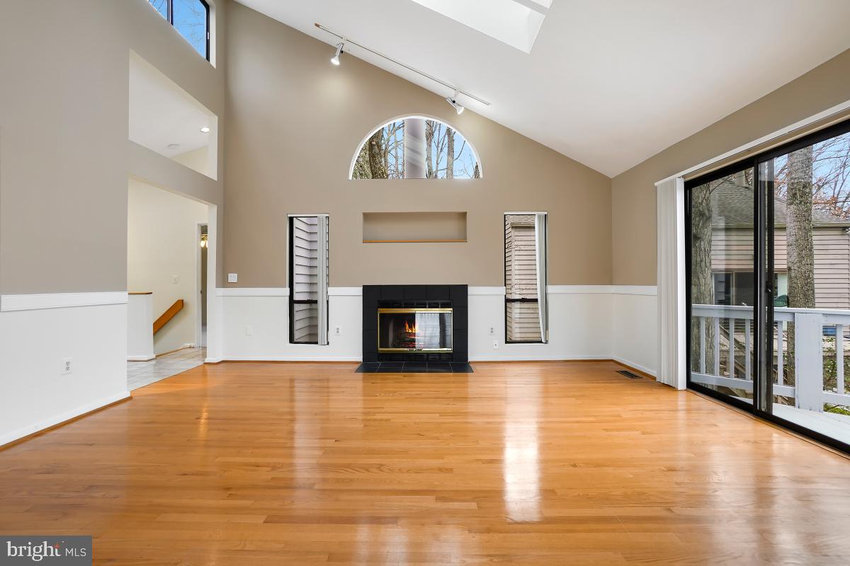 2259 Compass Point Lane