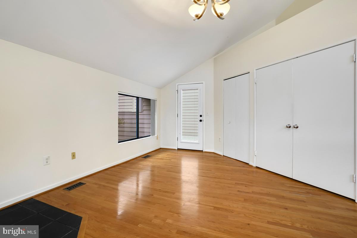 2259 Compass Point Lane