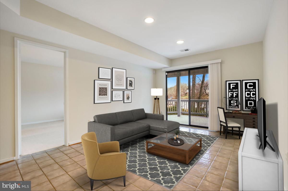 2259 Compass Point Lane