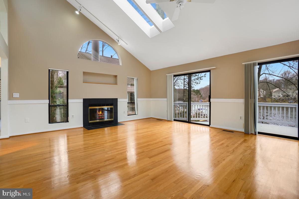 2259 Compass Point Lane