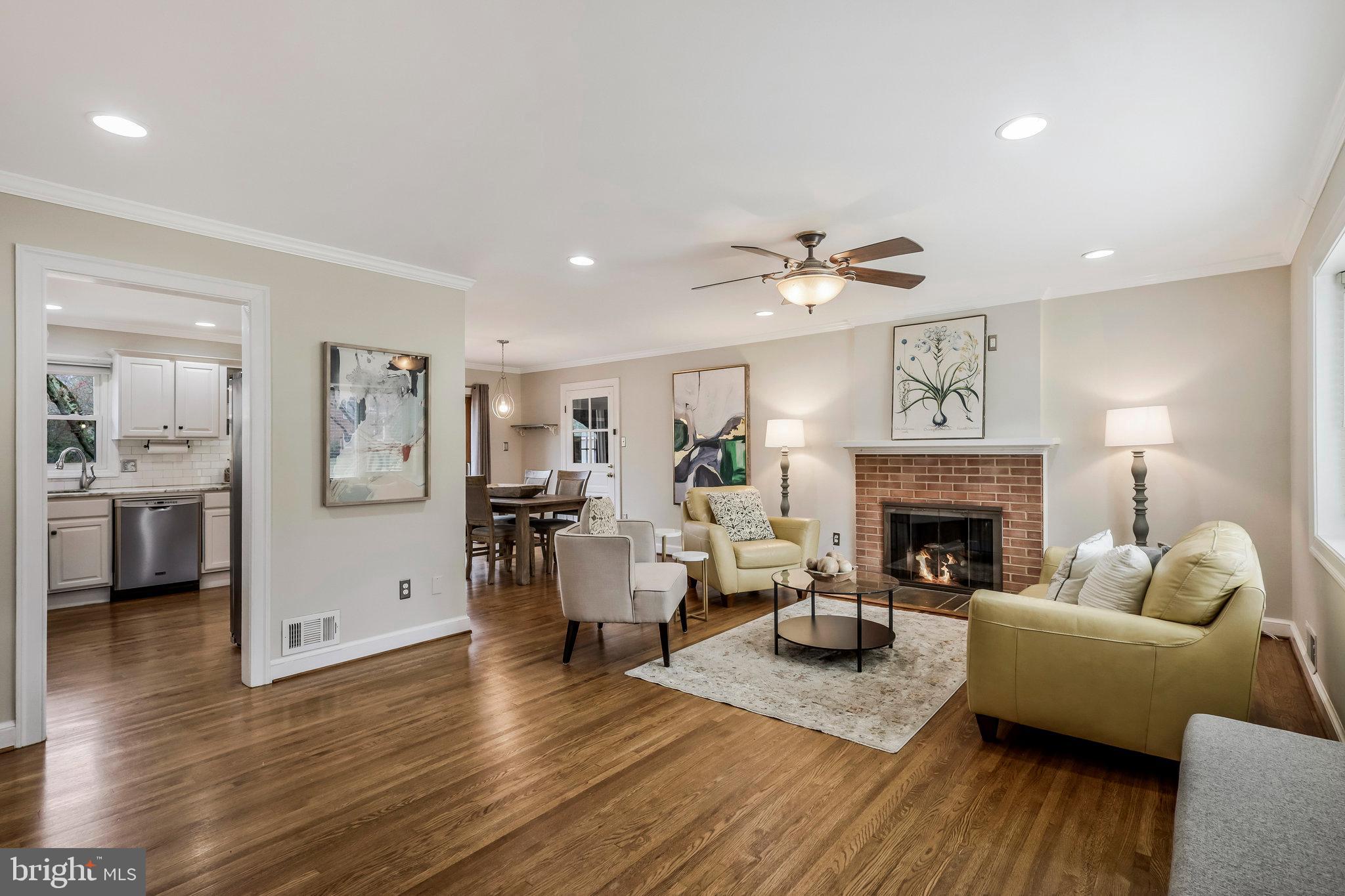 7626 Webbwood Ct