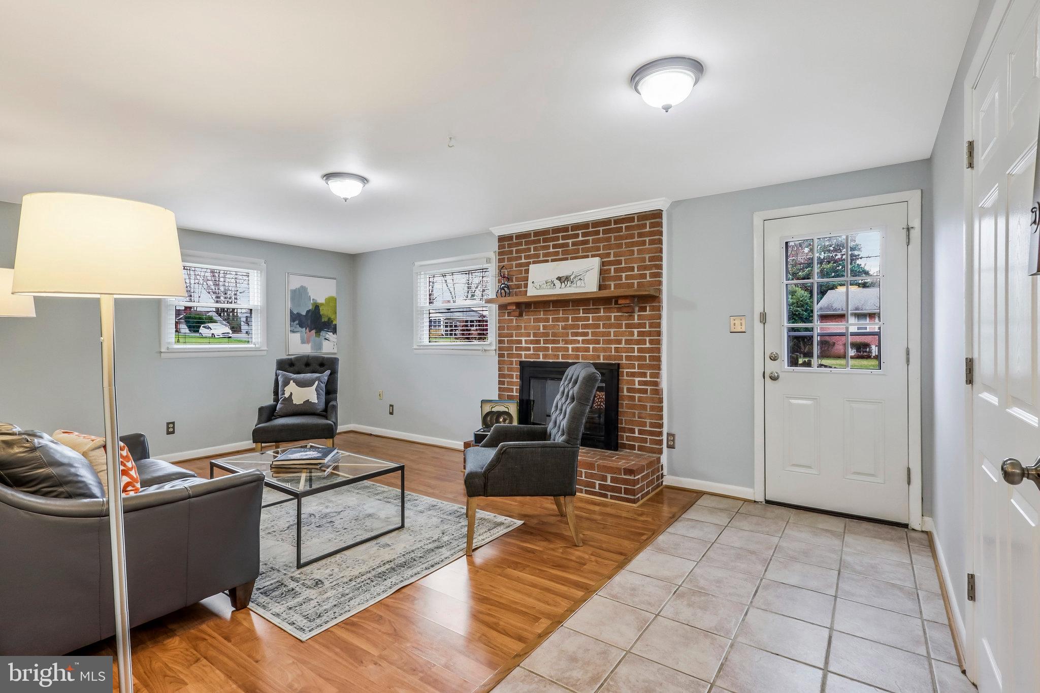 7626 Webbwood Ct