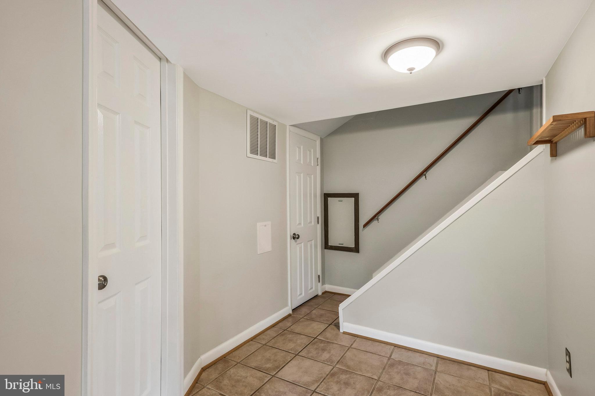 7626 Webbwood Ct