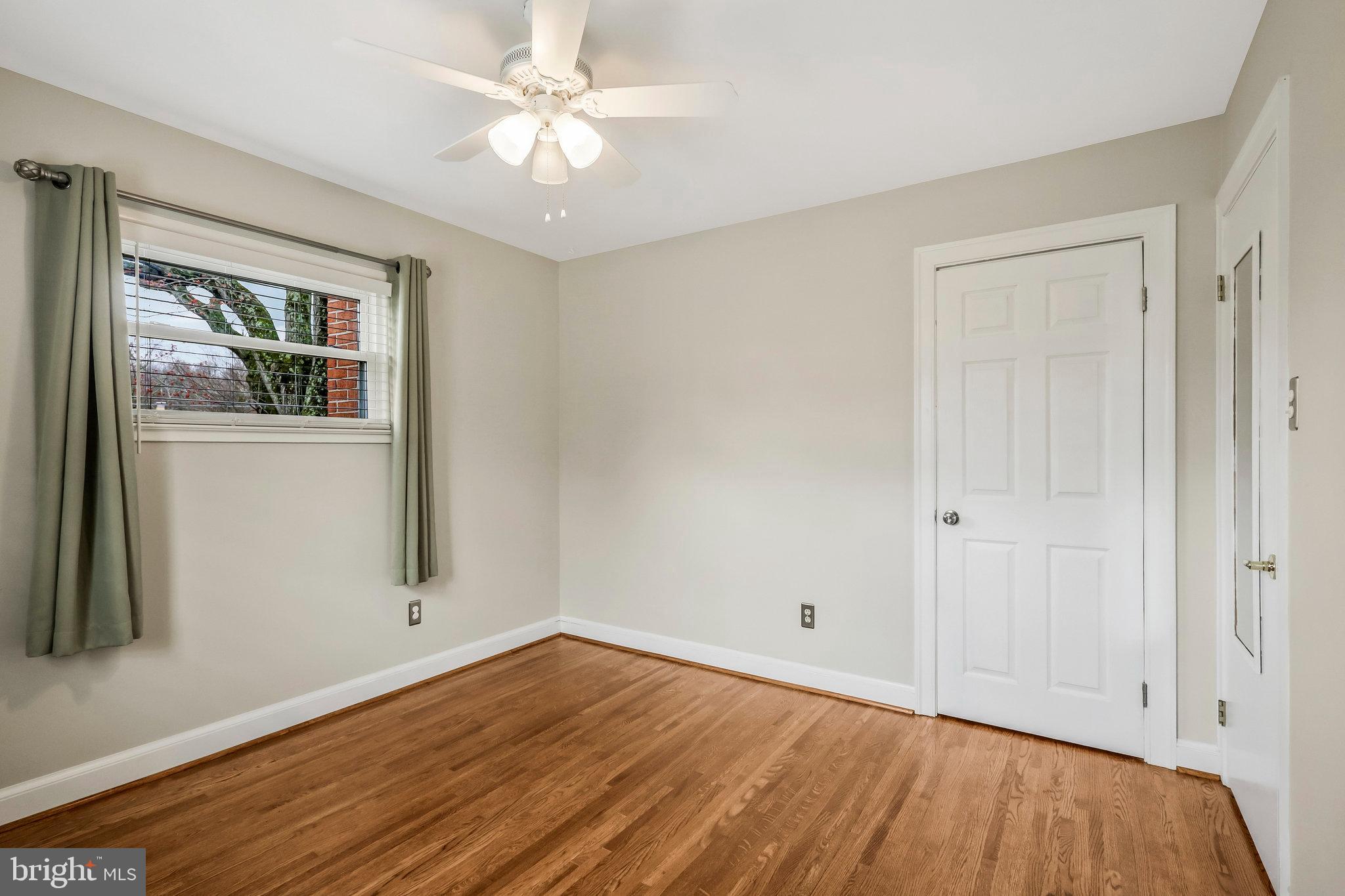 7626 Webbwood Ct