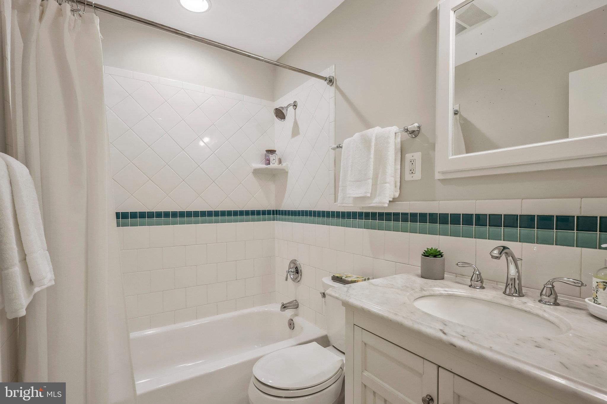 7626 Webbwood Ct