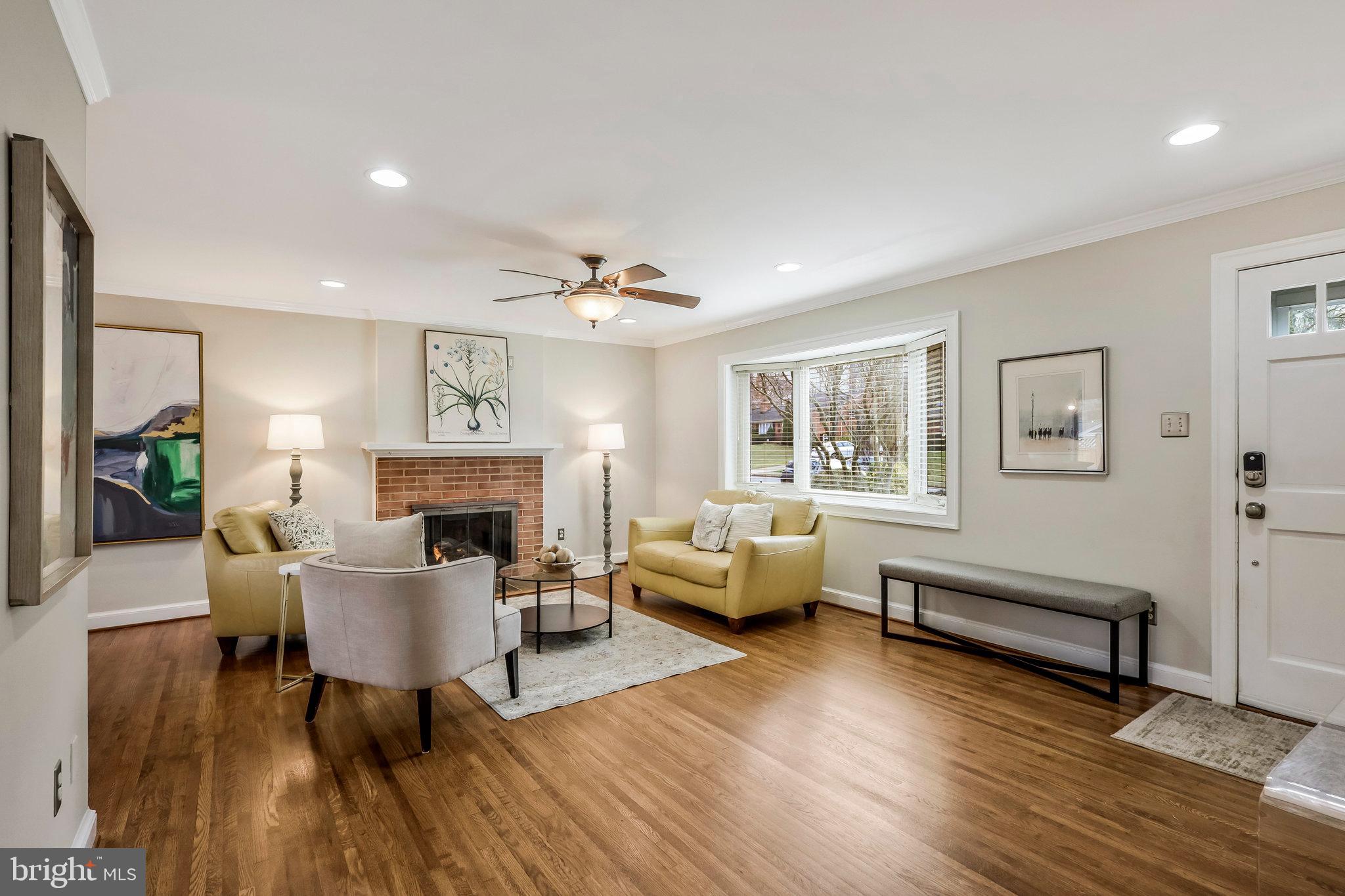 7626 Webbwood Ct