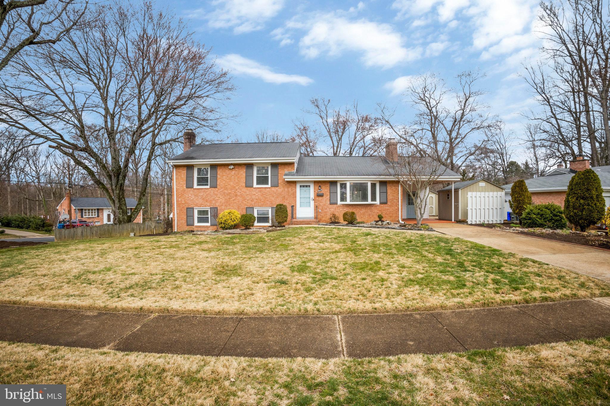 7626 Webbwood Ct