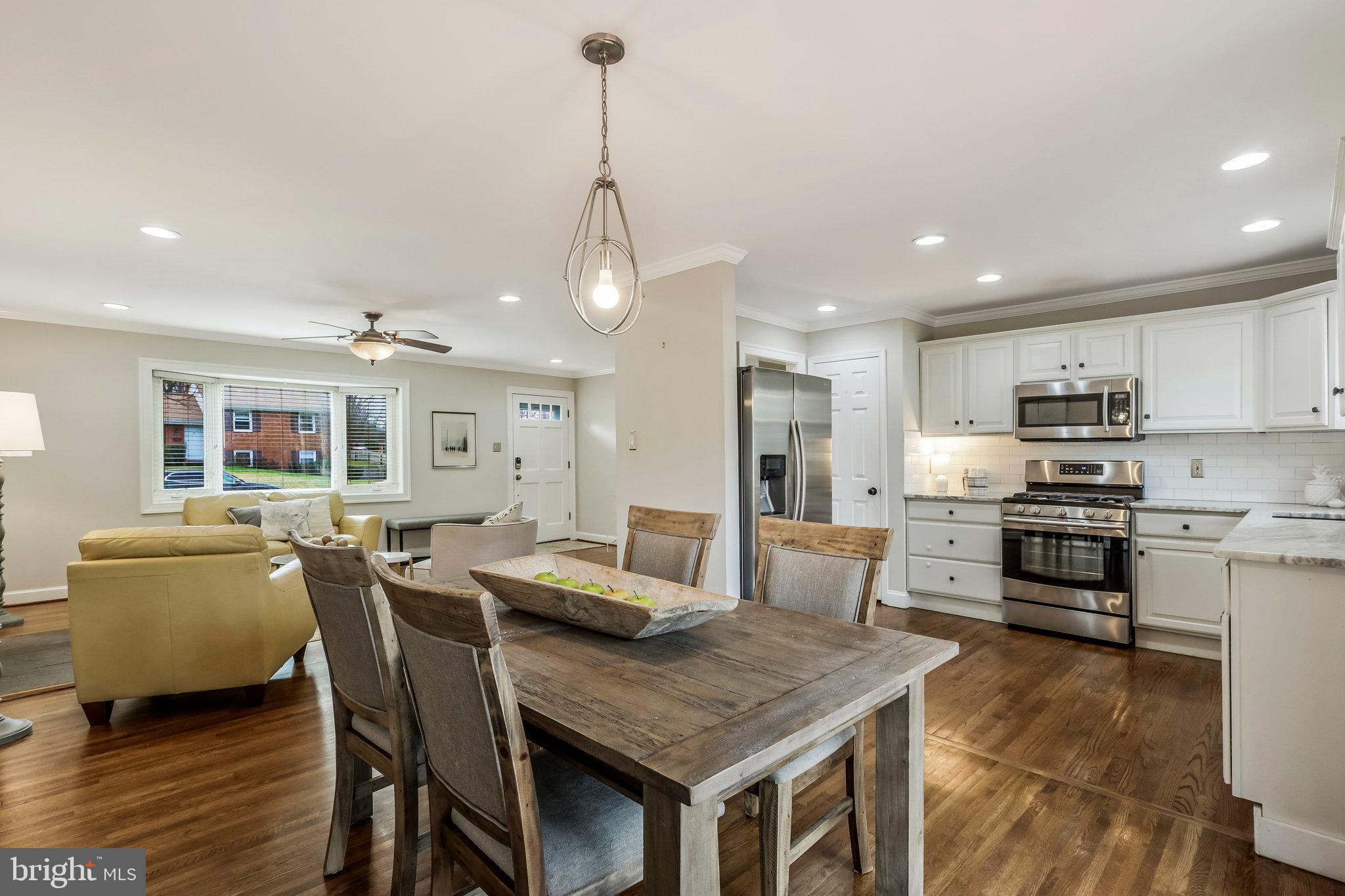 7626 Webbwood Ct