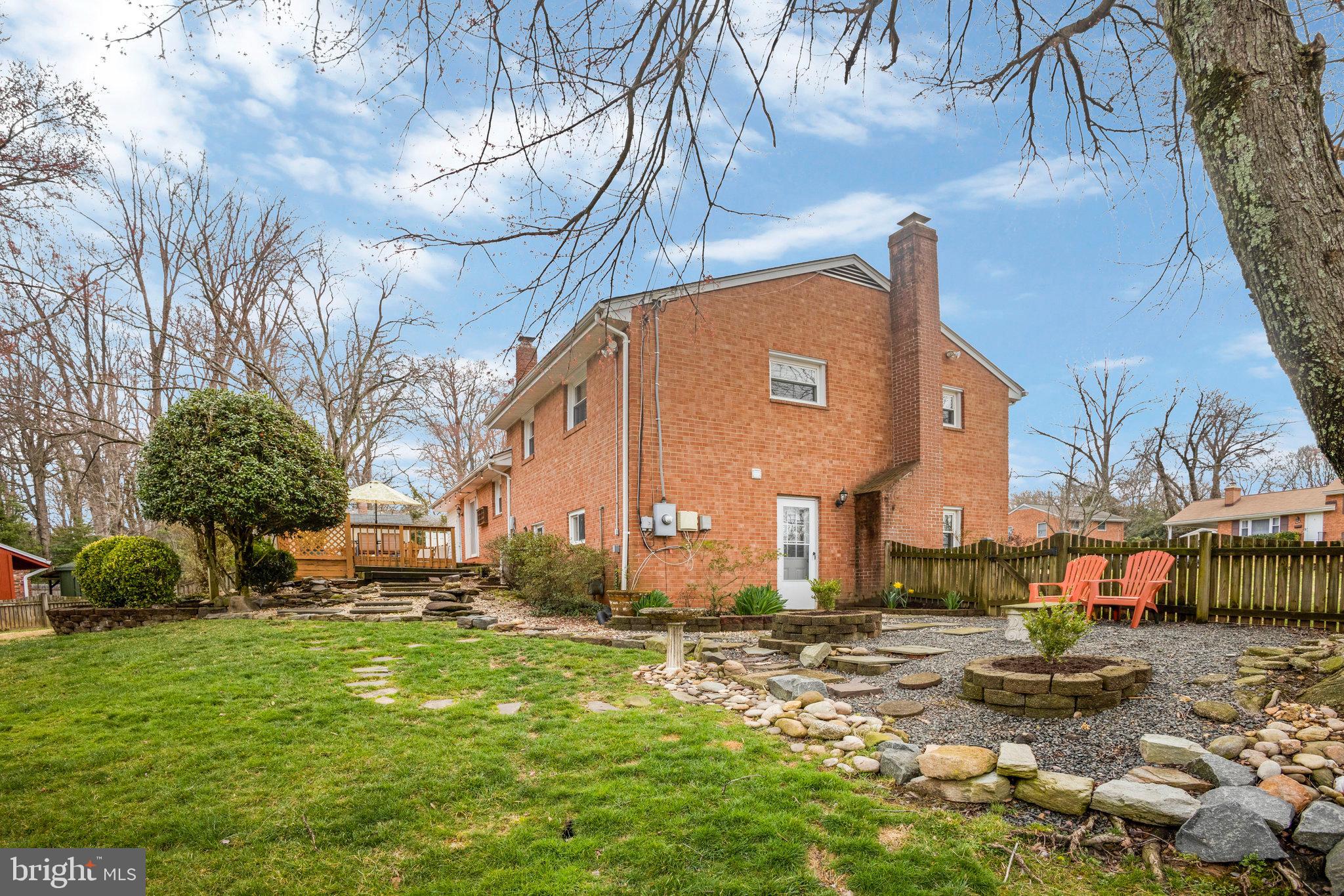 7626 Webbwood Ct