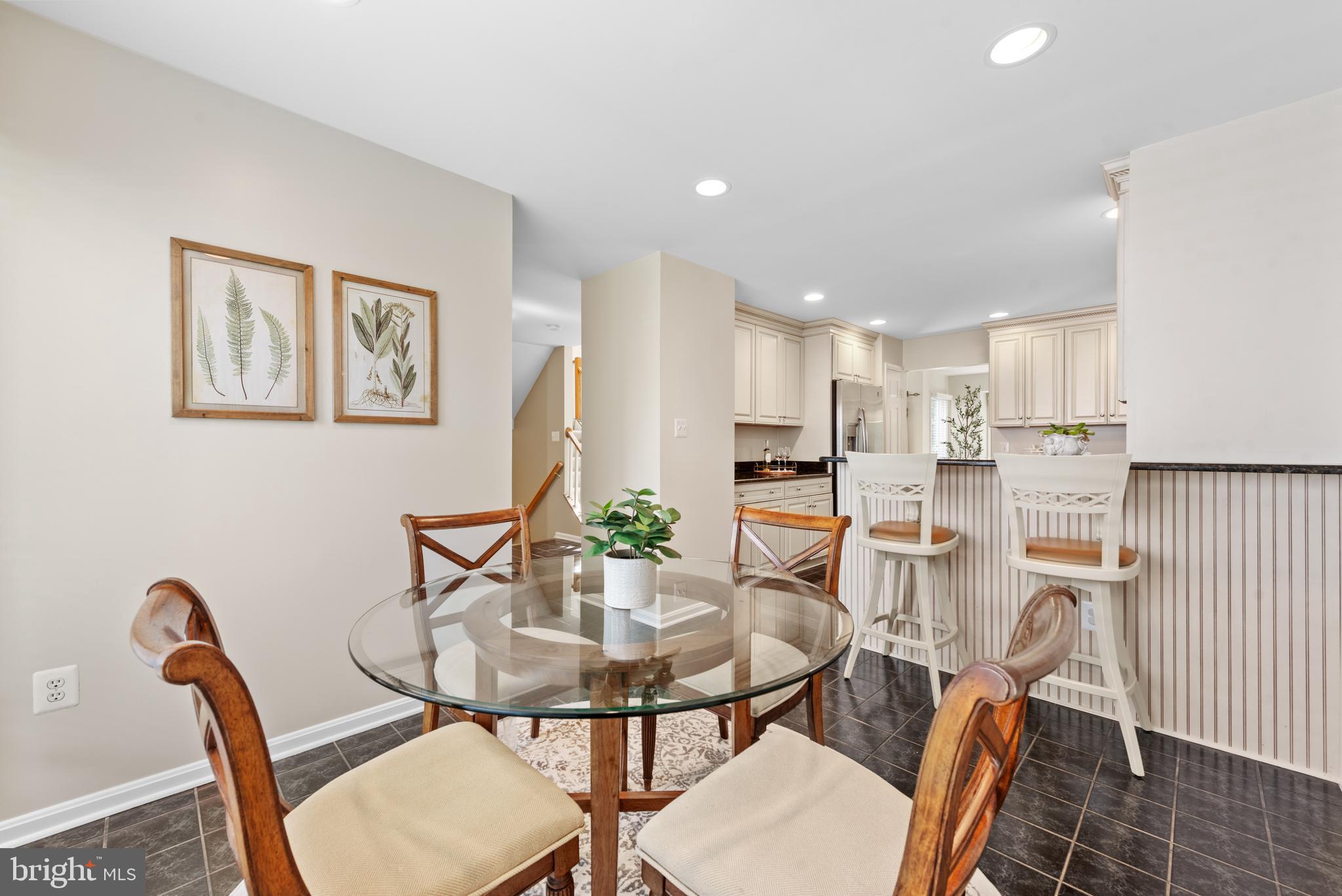 1284 Wedgewood Manor Way