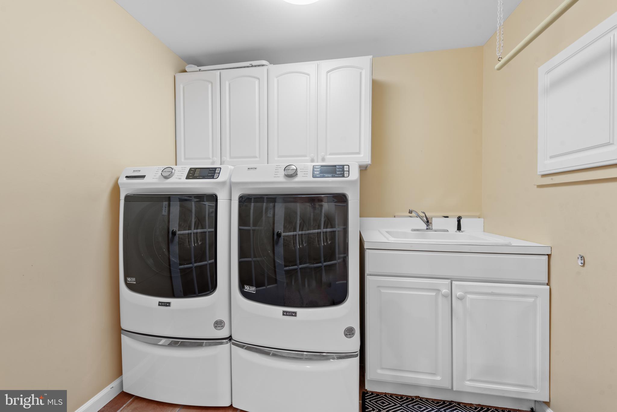 1284 Wedgewood Manor Way