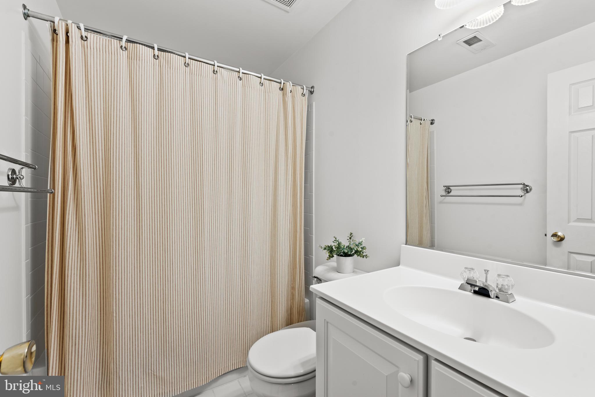 1284 Wedgewood Manor Way