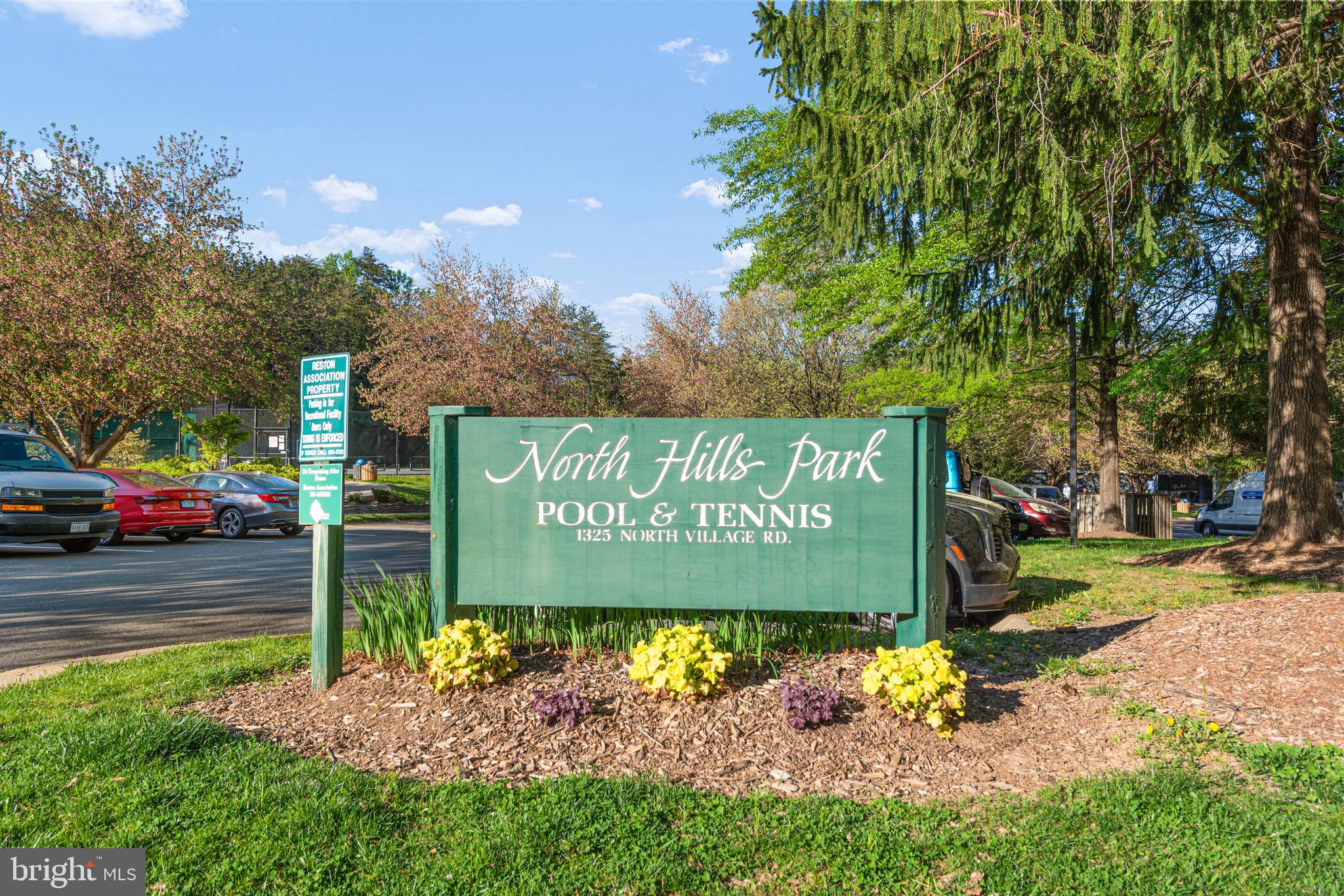 1284 Wedgewood Manor Way