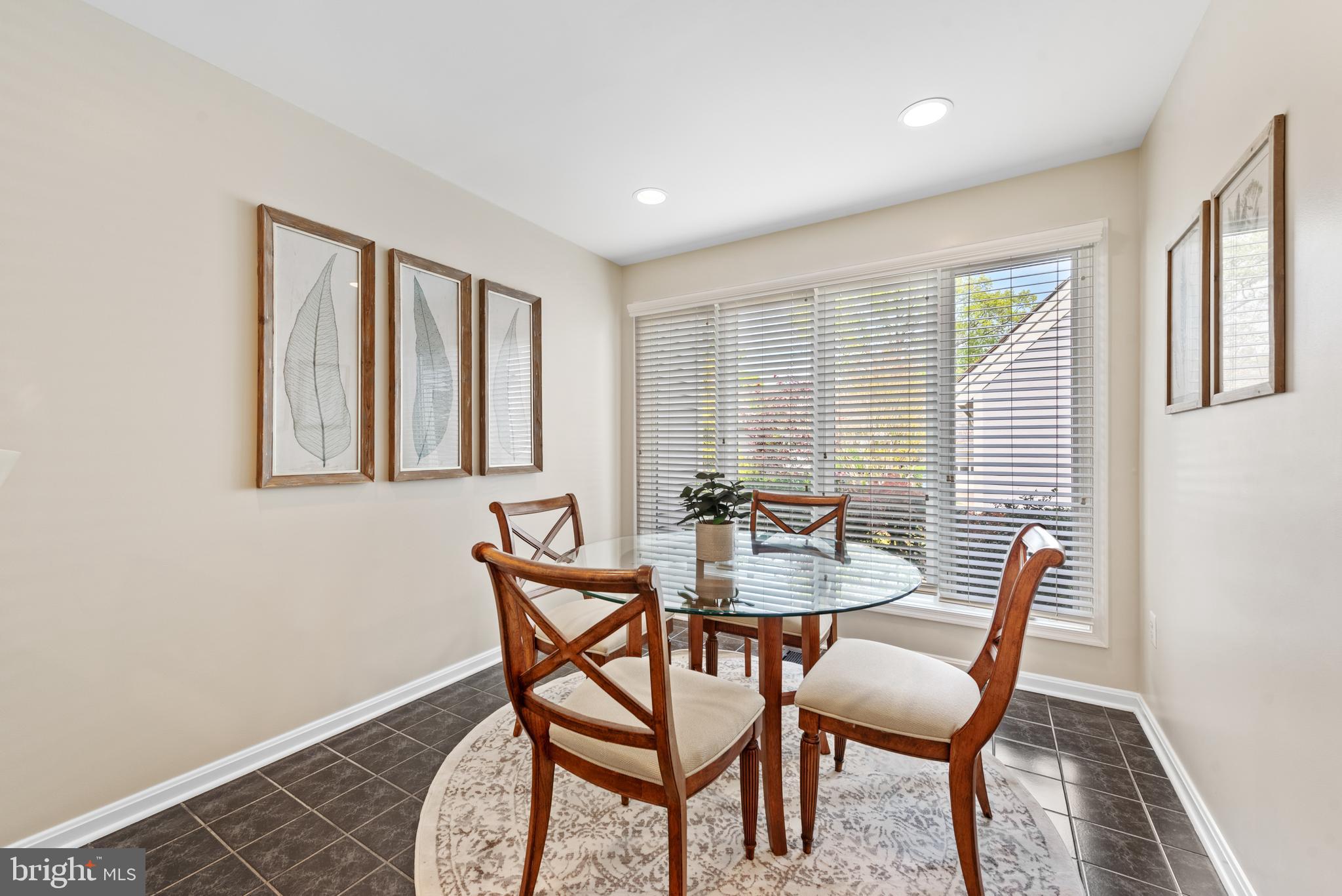 1284 Wedgewood Manor Way