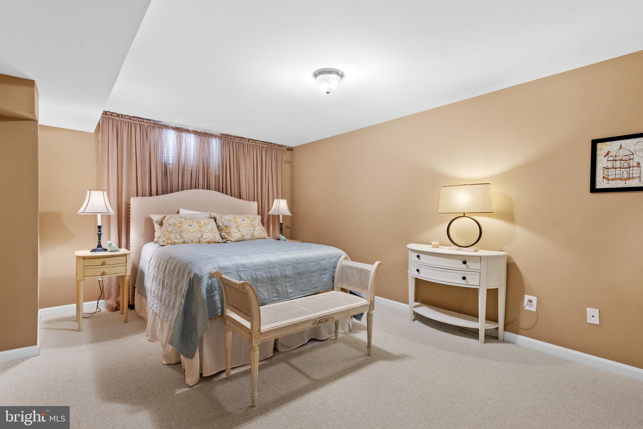 1284 Wedgewood Manor Way