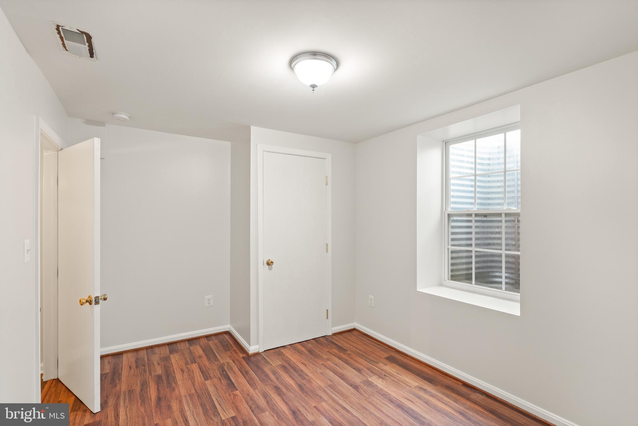 13609 Mountain View Ct