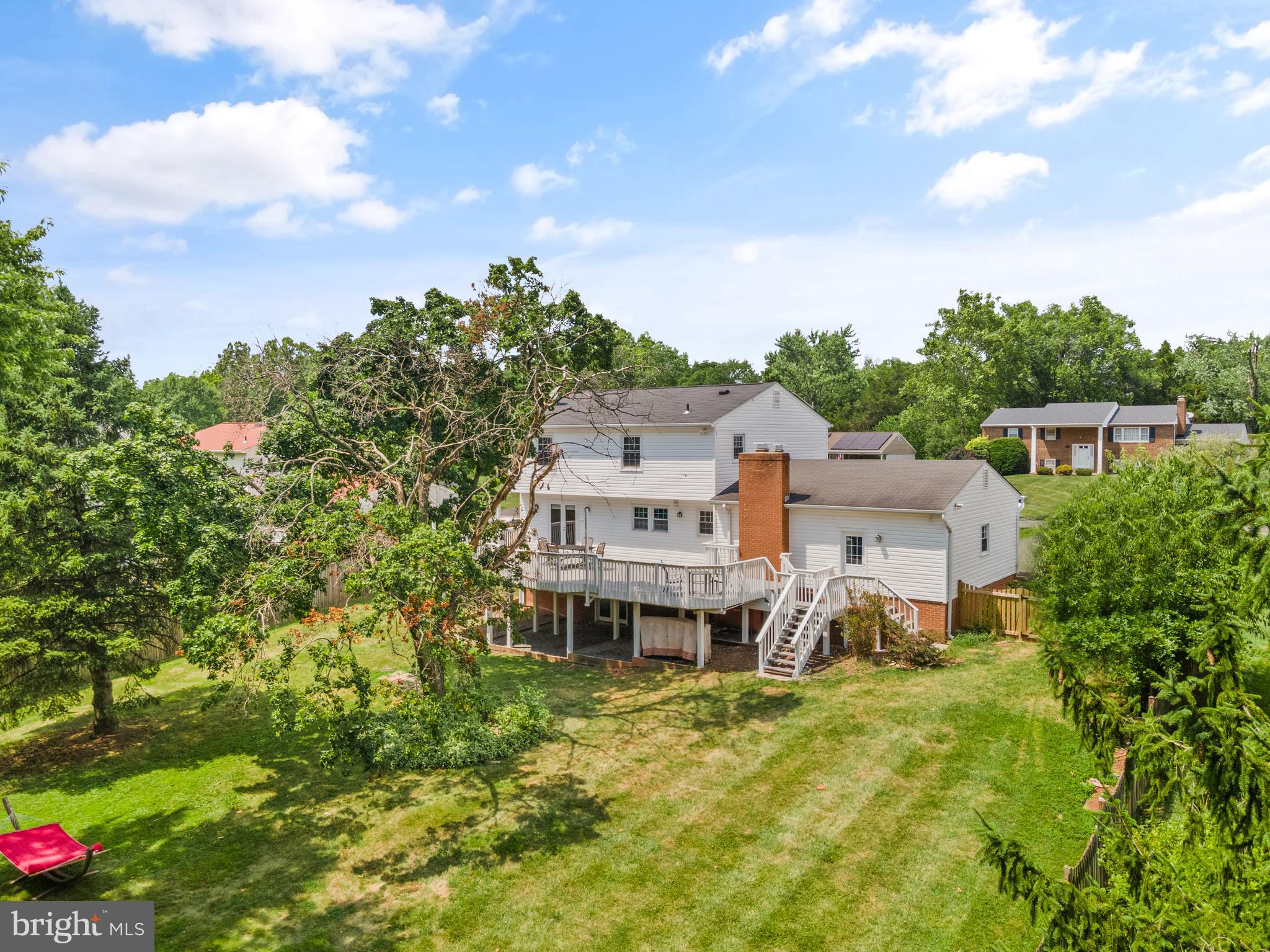 13609 Mountain View Ct