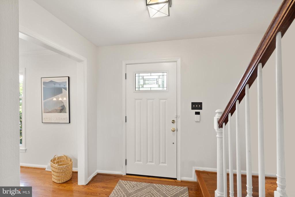 13609 Mountain View Ct