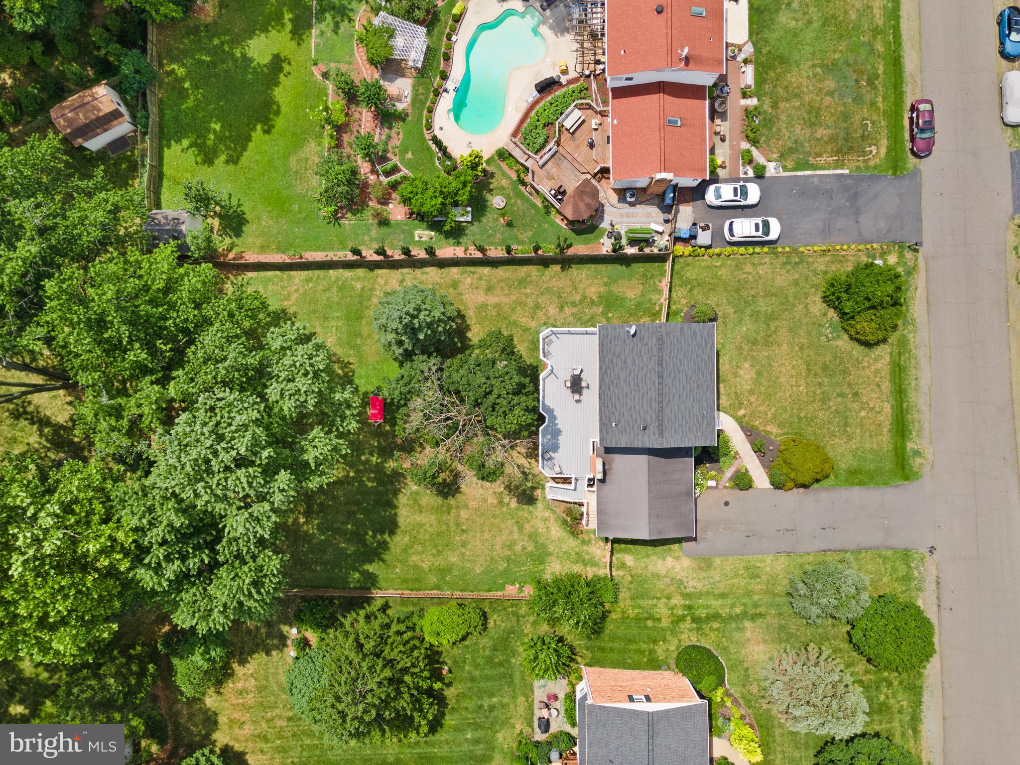 13609 Mountain View Ct