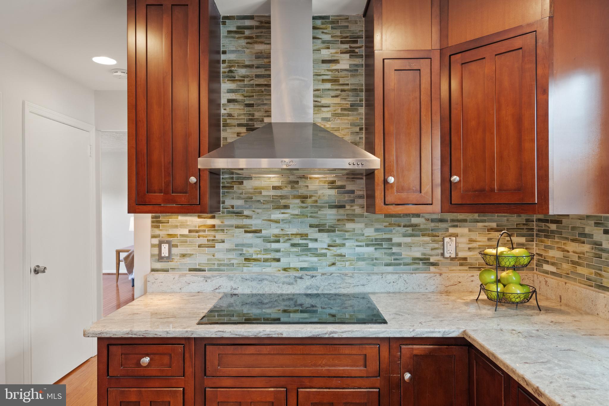 13609 Mountain View Ct