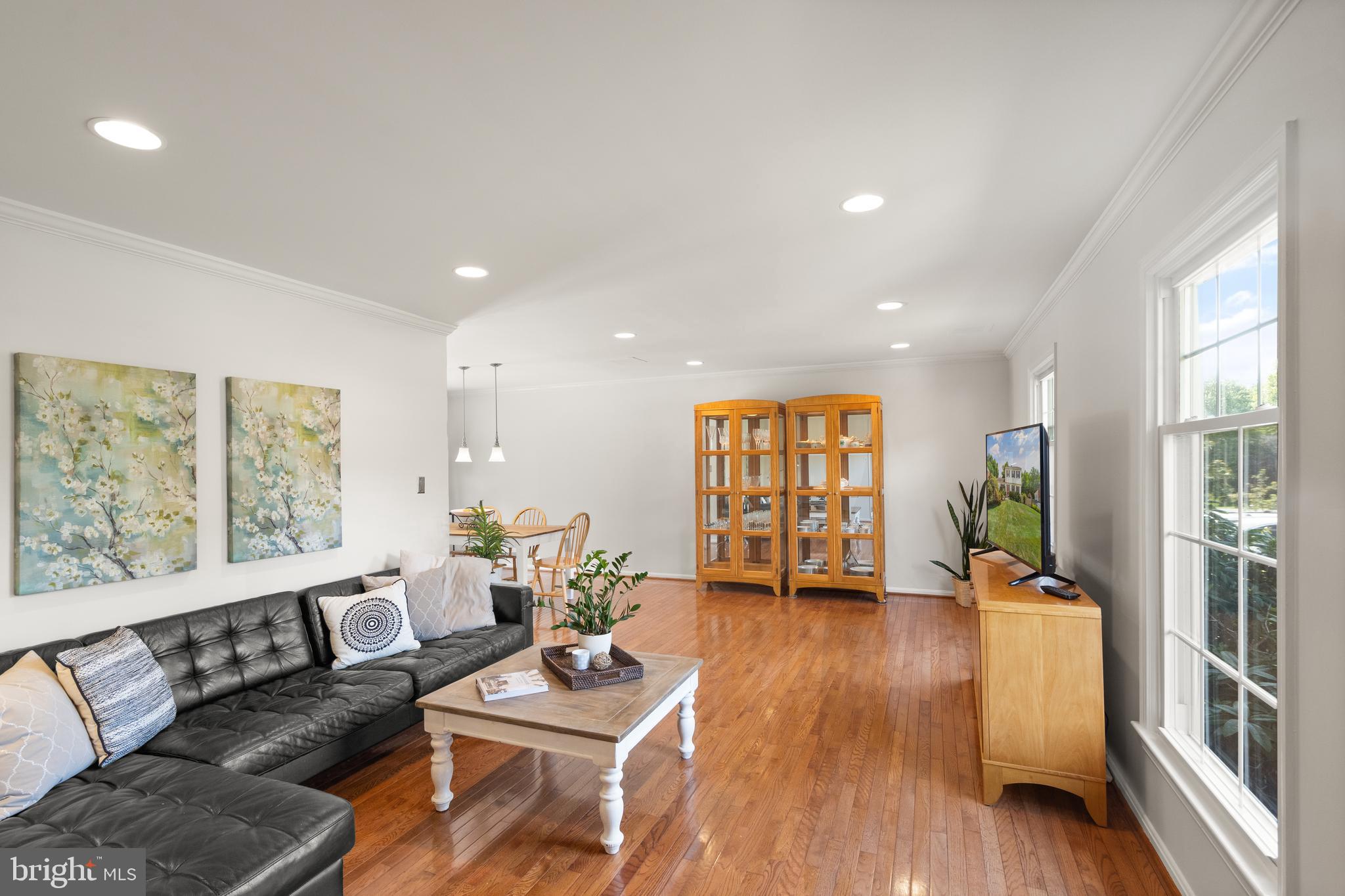 13609 Mountain View Ct